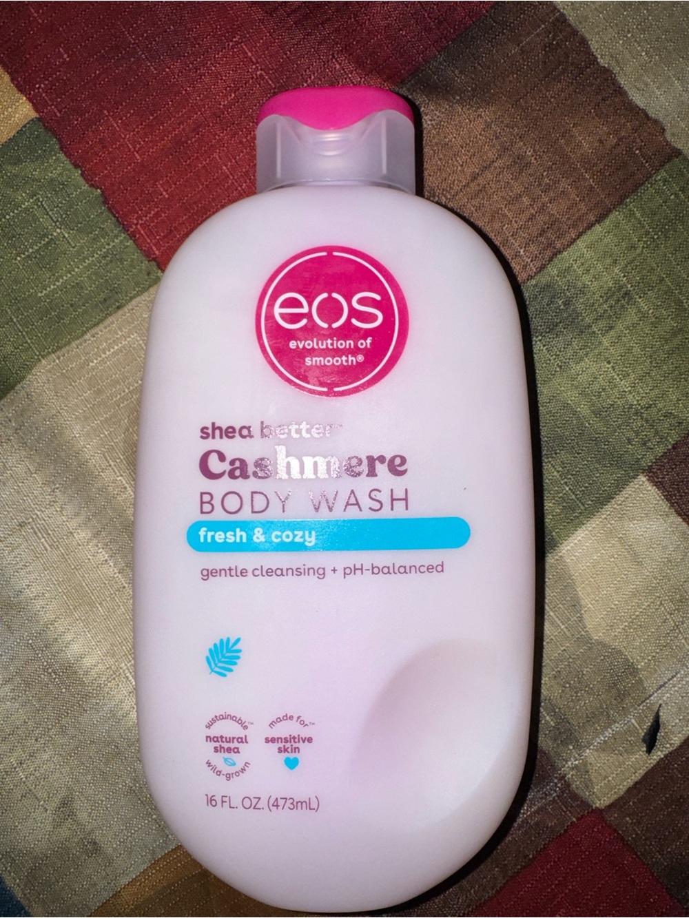 eos Cashmere Body Wash - fresh and cozy